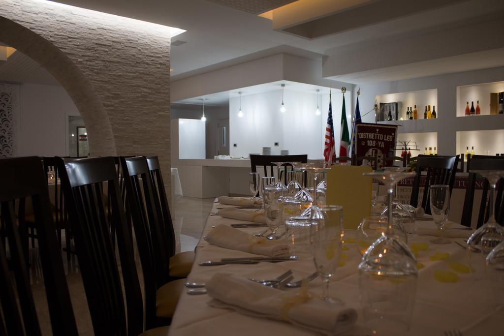 Hotel Miramare Cirò Marina Kültér fotó