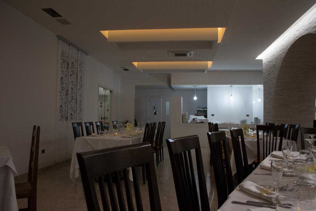 Hotel Miramare Cirò Marina Kültér fotó
