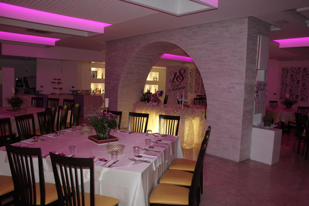 Hotel Miramare Cirò Marina Kültér fotó