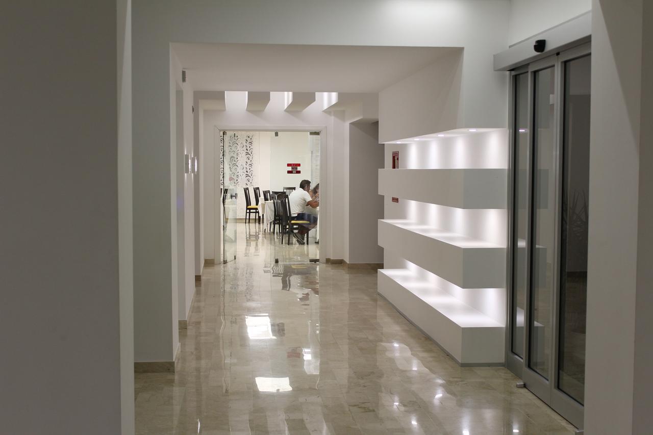 Hotel Miramare Cirò Marina Kültér fotó