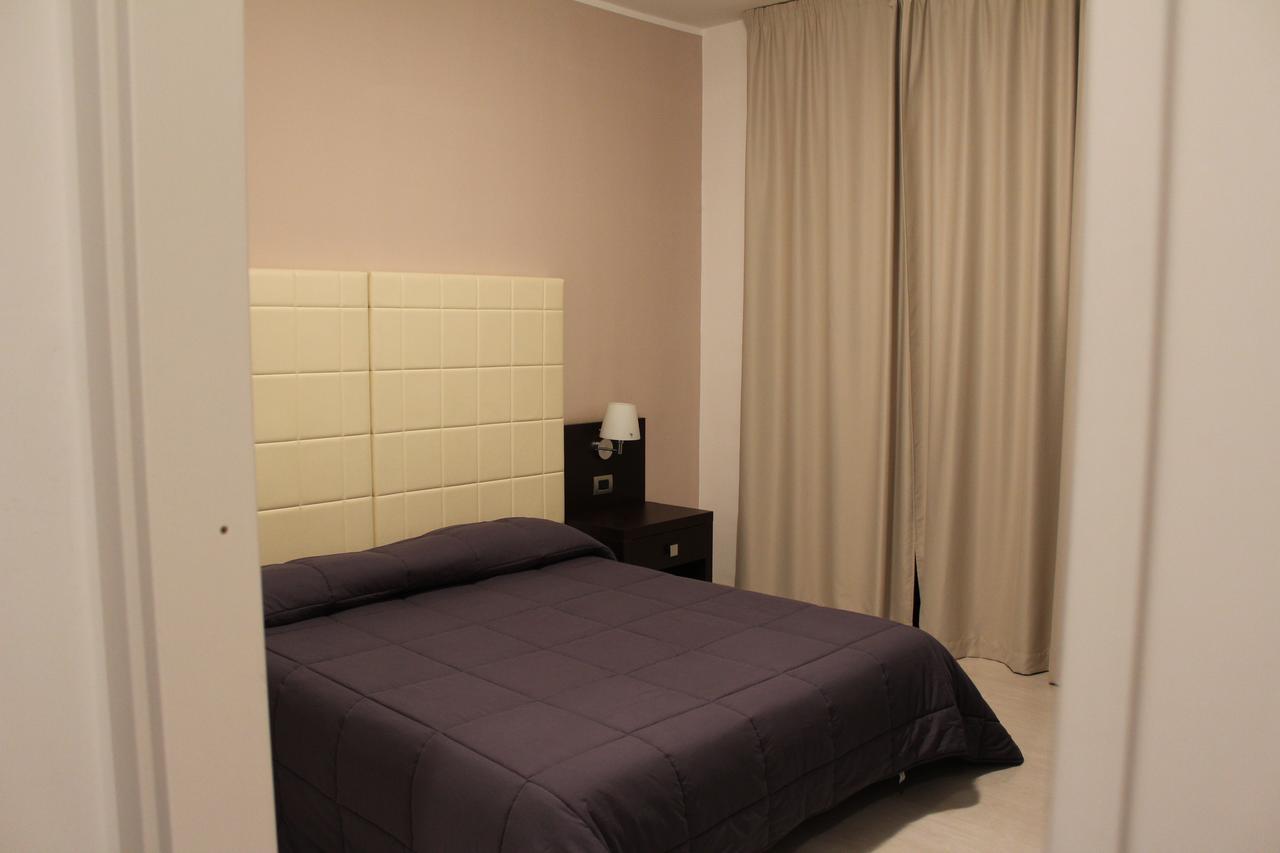 Hotel Miramare Cirò Marina Kültér fotó
